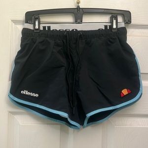 NWT MEN’s ELLESSE 2” Swimshort with inside lining size XS